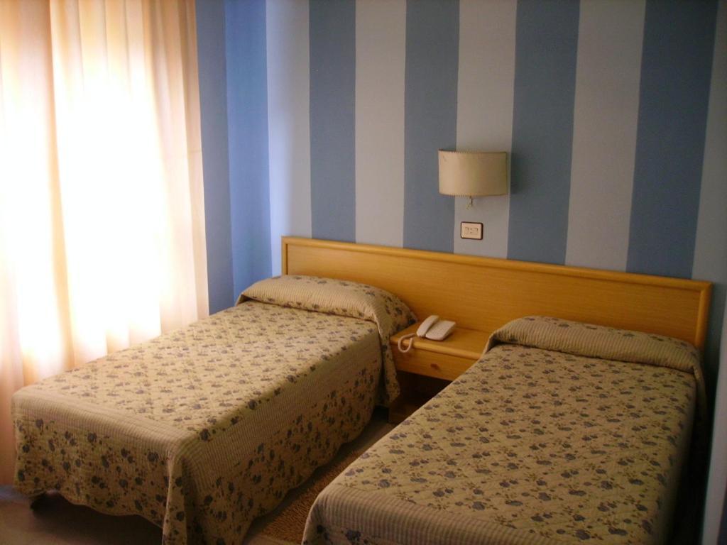 Hotel Valle Del Jerte Los Arenales 객실 사진