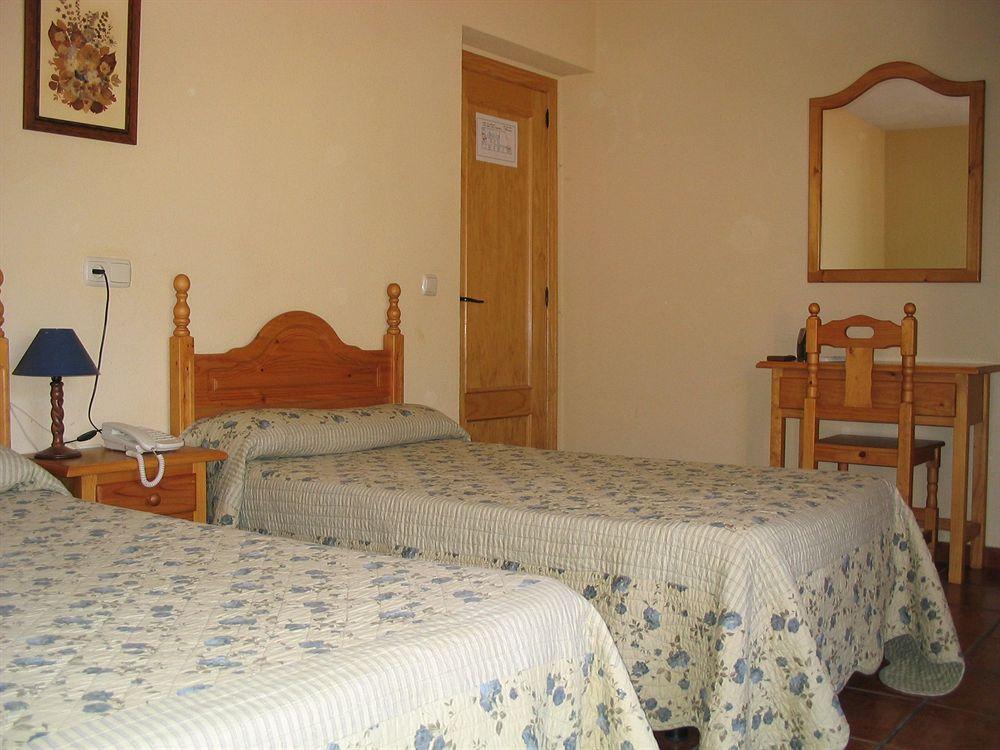 Hotel Valle Del Jerte Los Arenales 외부 사진