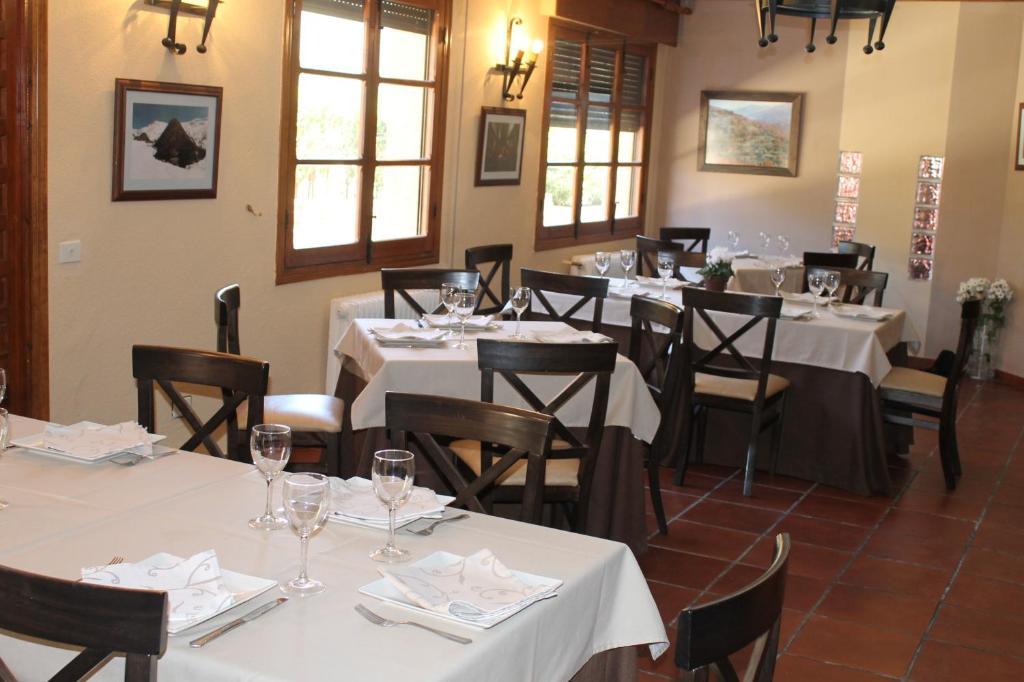 Hotel Valle Del Jerte Los Arenales 외부 사진